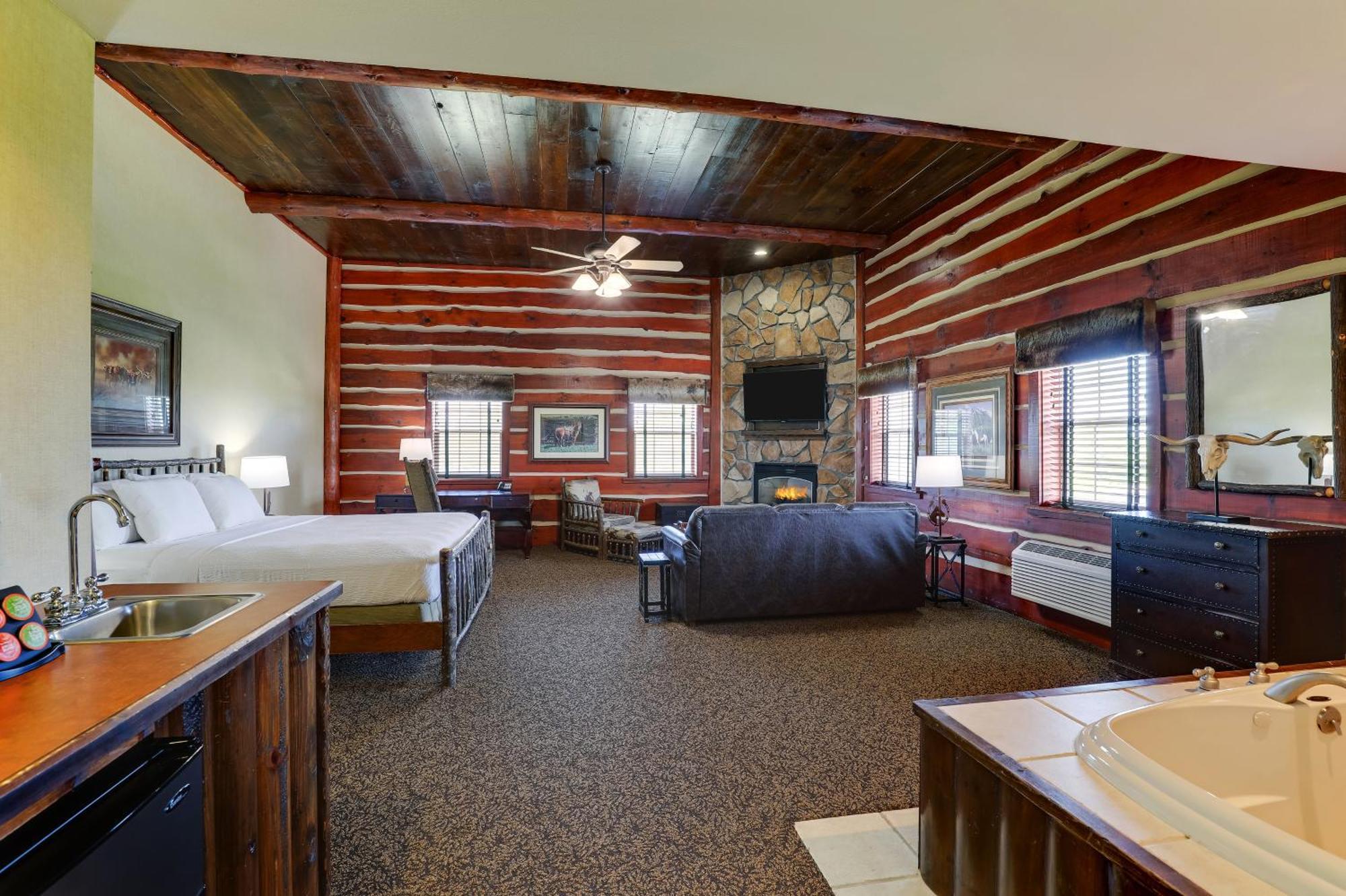 Stoney Creek Hotel 2*